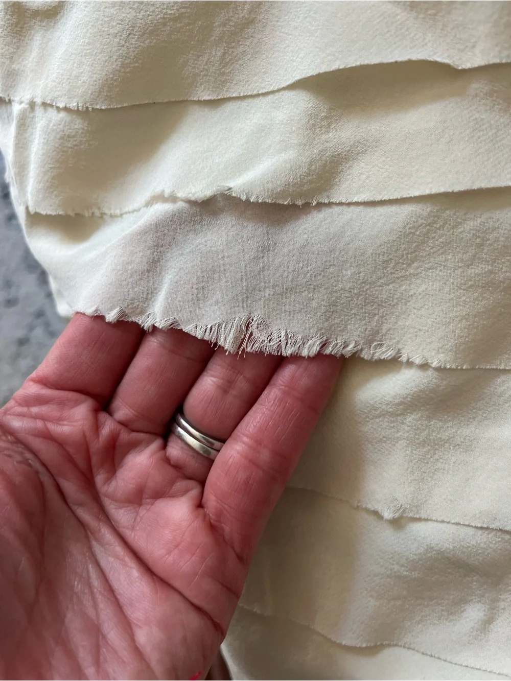Tory Burch Silk Top Sz 4 Tiered Layered Ruffle Front Sleeveless Top Color Cream